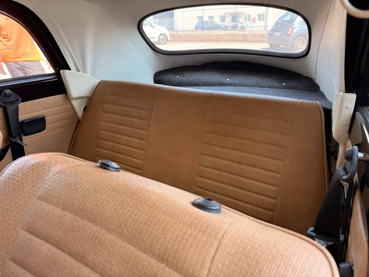 Volkswagen Maggiolino Maggiolone Cabriolet Karman 1303 storica ASI, foto 6