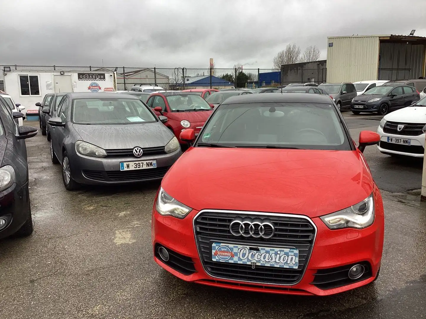 Audi A1 1.2 TFSI AMBITION Rouge - 2