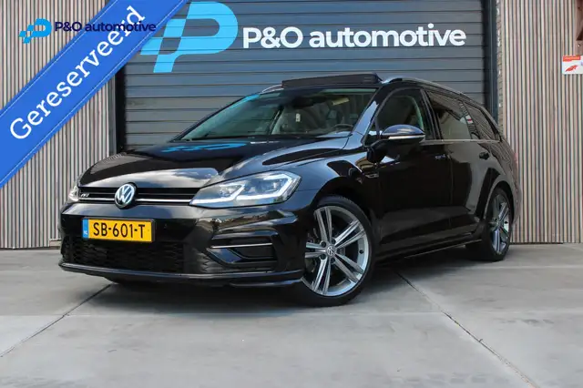 Volkswagen Golf Variant 1.0 TSI Highline Business R PANO