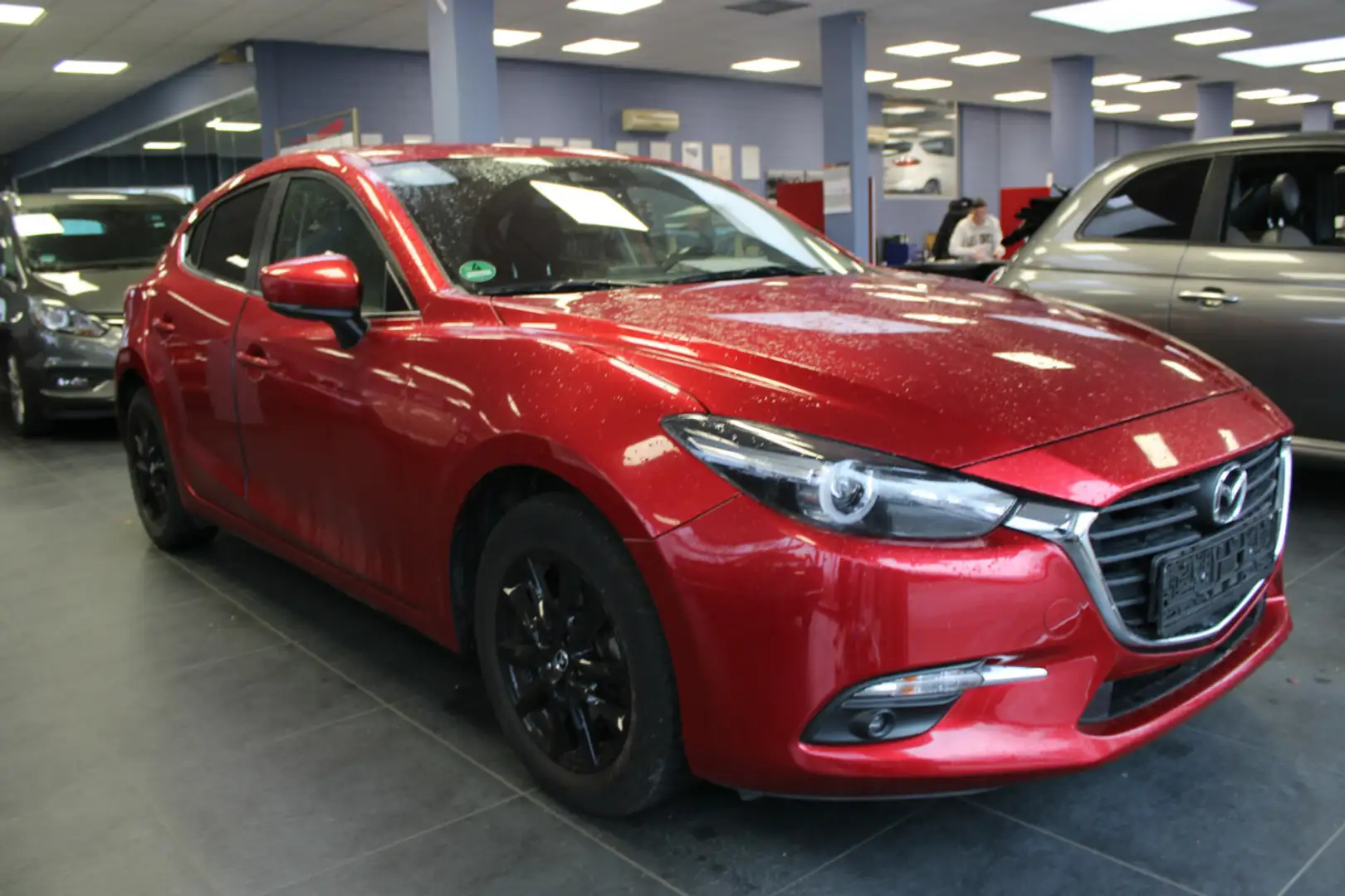 Mazda 3 SKYACTIV-G Exclusive-Line Rood - 1