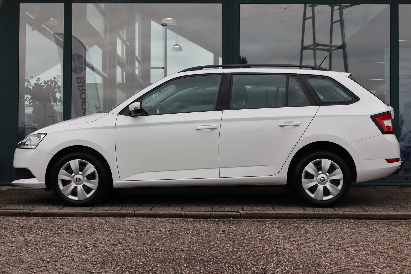 Skoda Fabia Combi 1.0 TSI Active 95PK | Airco | Bluetooth tele Wit - 2