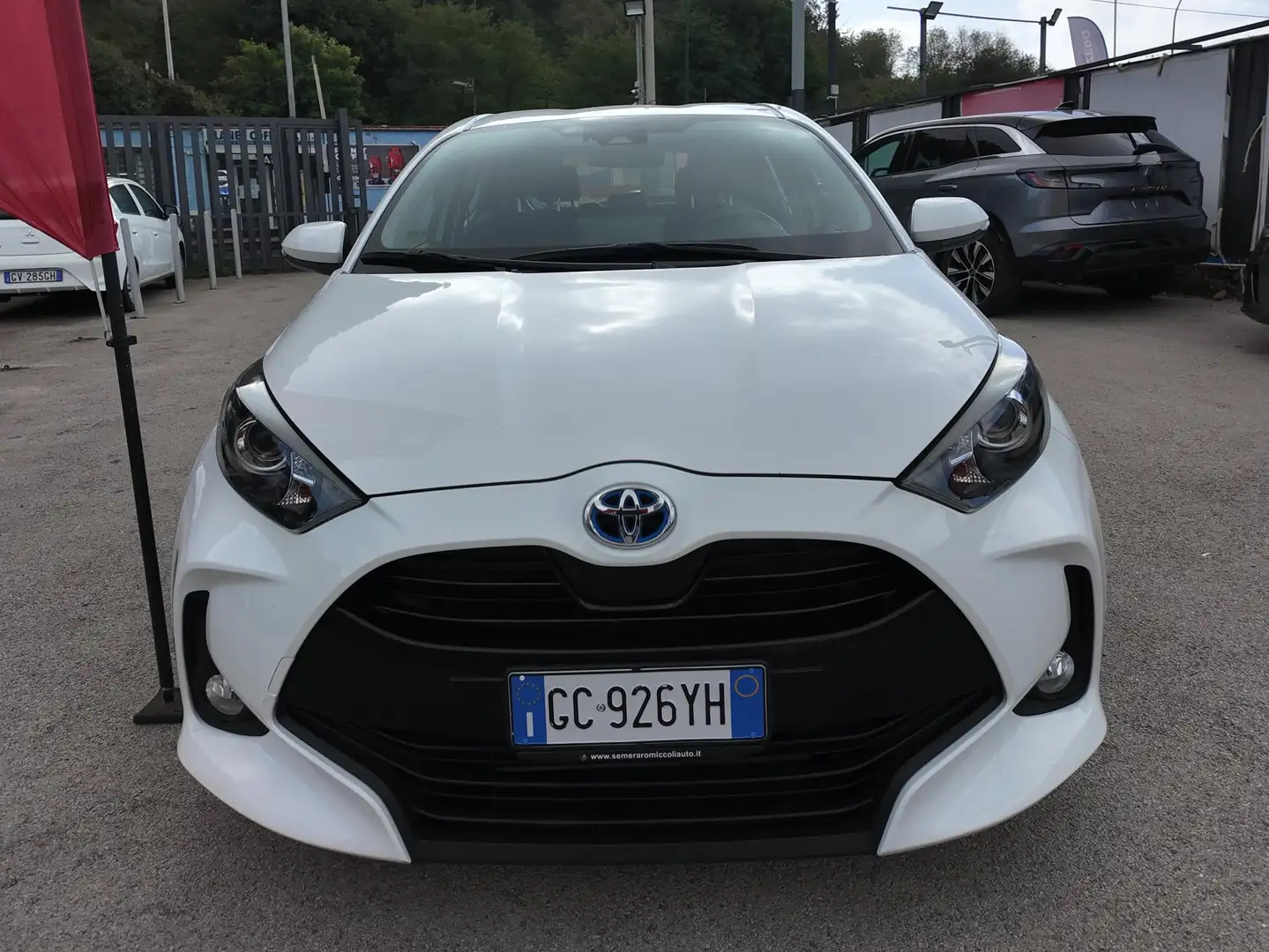 Toyota Yaris Yaris IV 1.5h Business Bianco - 1