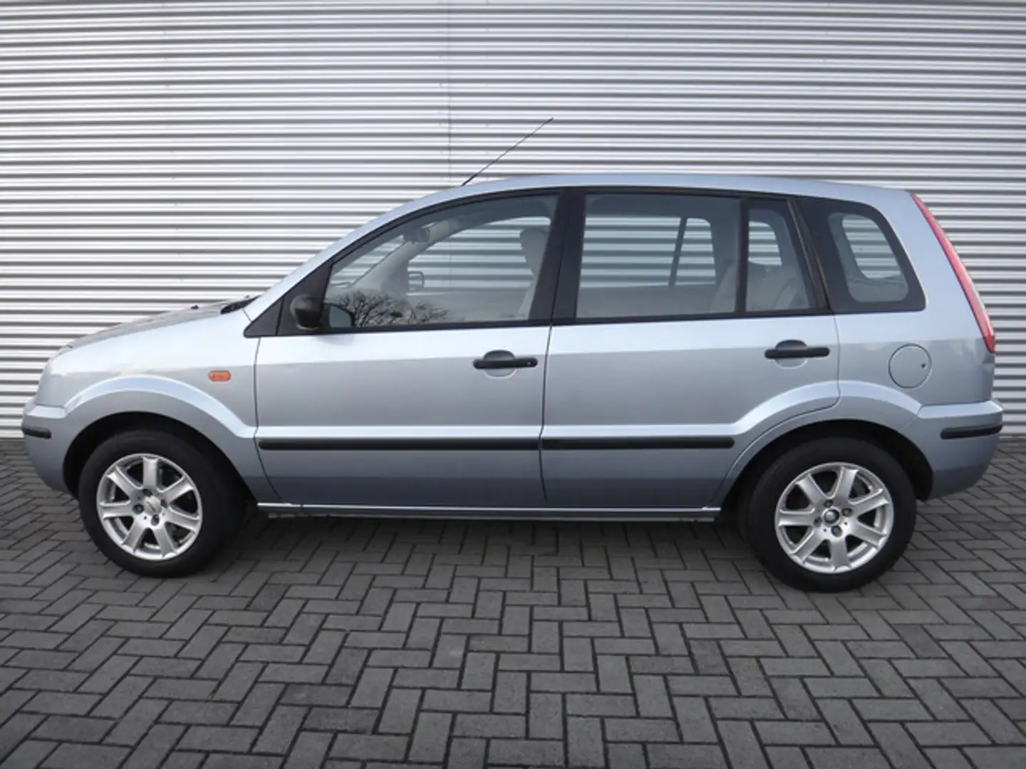 Ford Fusion 1.6 16V Automatik Anhängerkupplung+++ Blau - 2