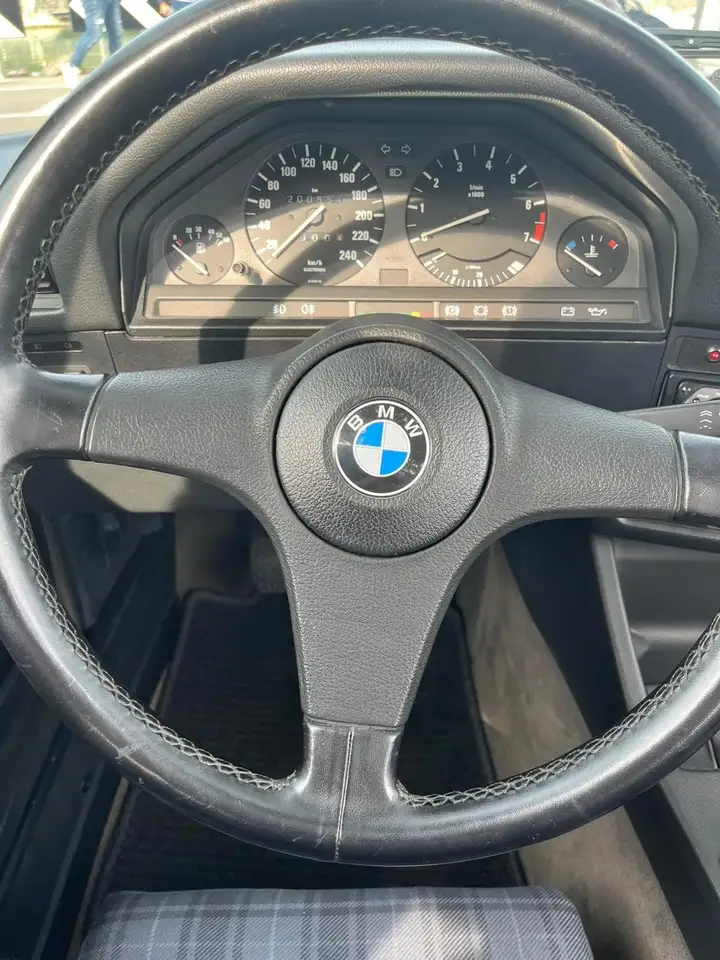BMW 320i Cabrio L, foto 7