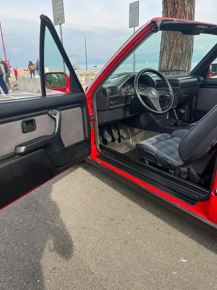 BMW 320i Cabrio L, foto 9