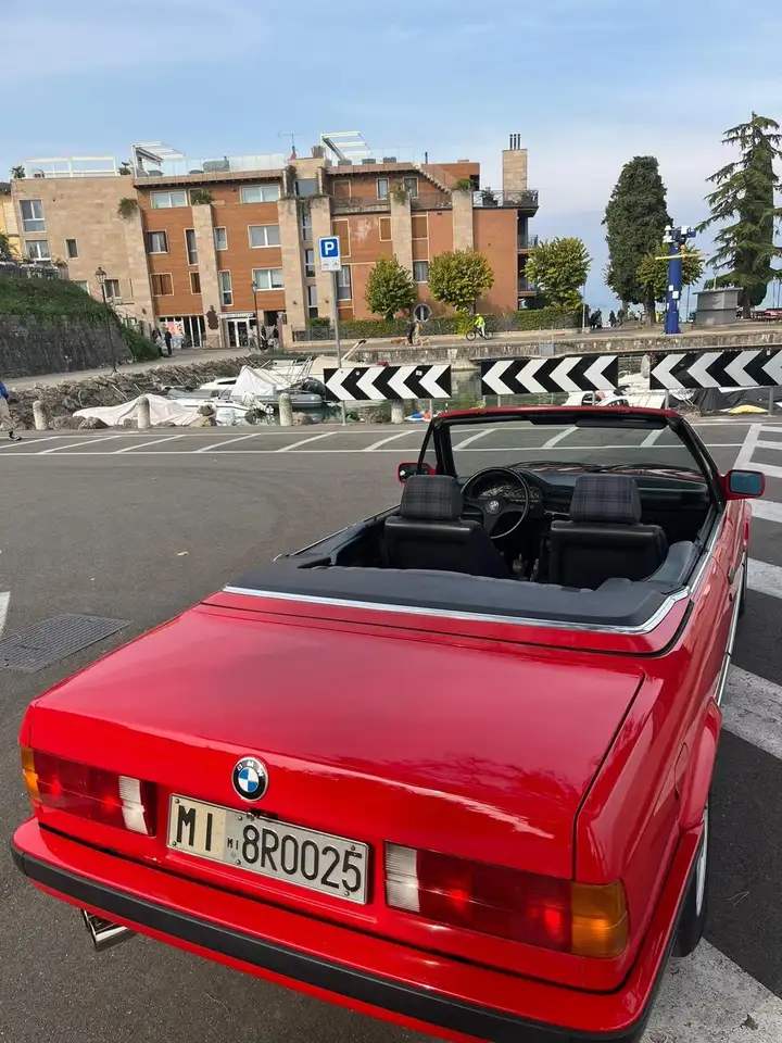 BMW 320i Cabrio L, foto 4