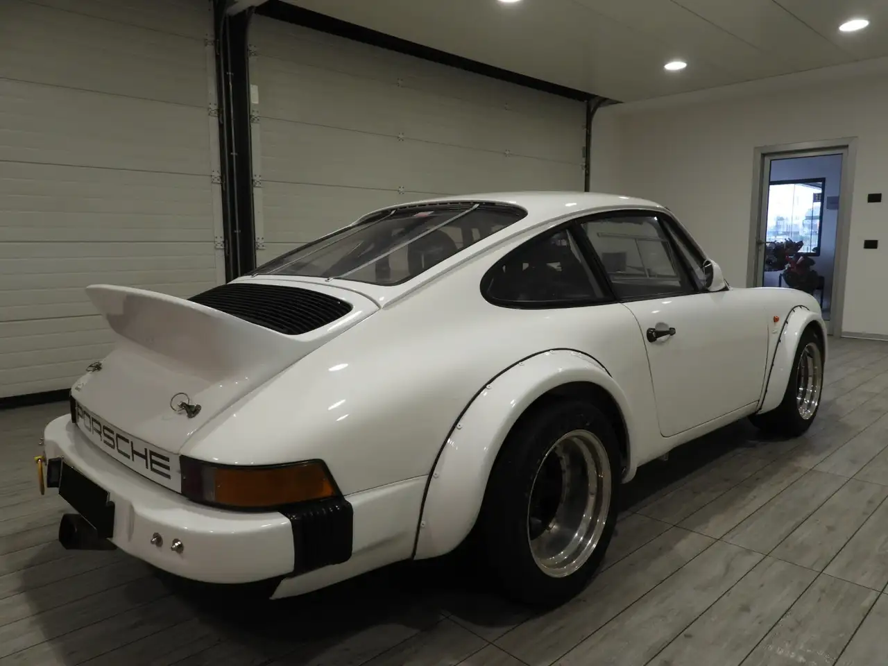 Porsche 911 3.0 SC GR. 4 - TERZO RAGGRUPPAMENTO (1989), foto 4