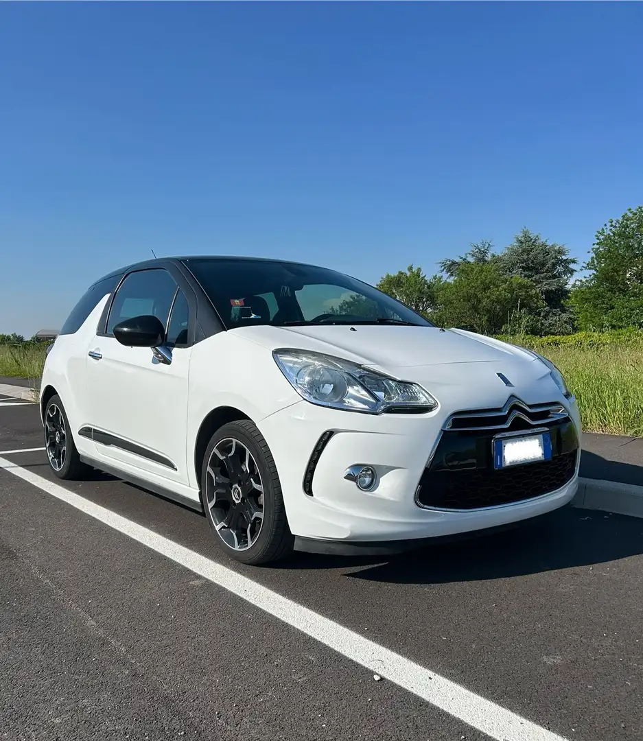 Citroen DS3 1.2 puretech (vti) So Chic 82cv Nero - 1