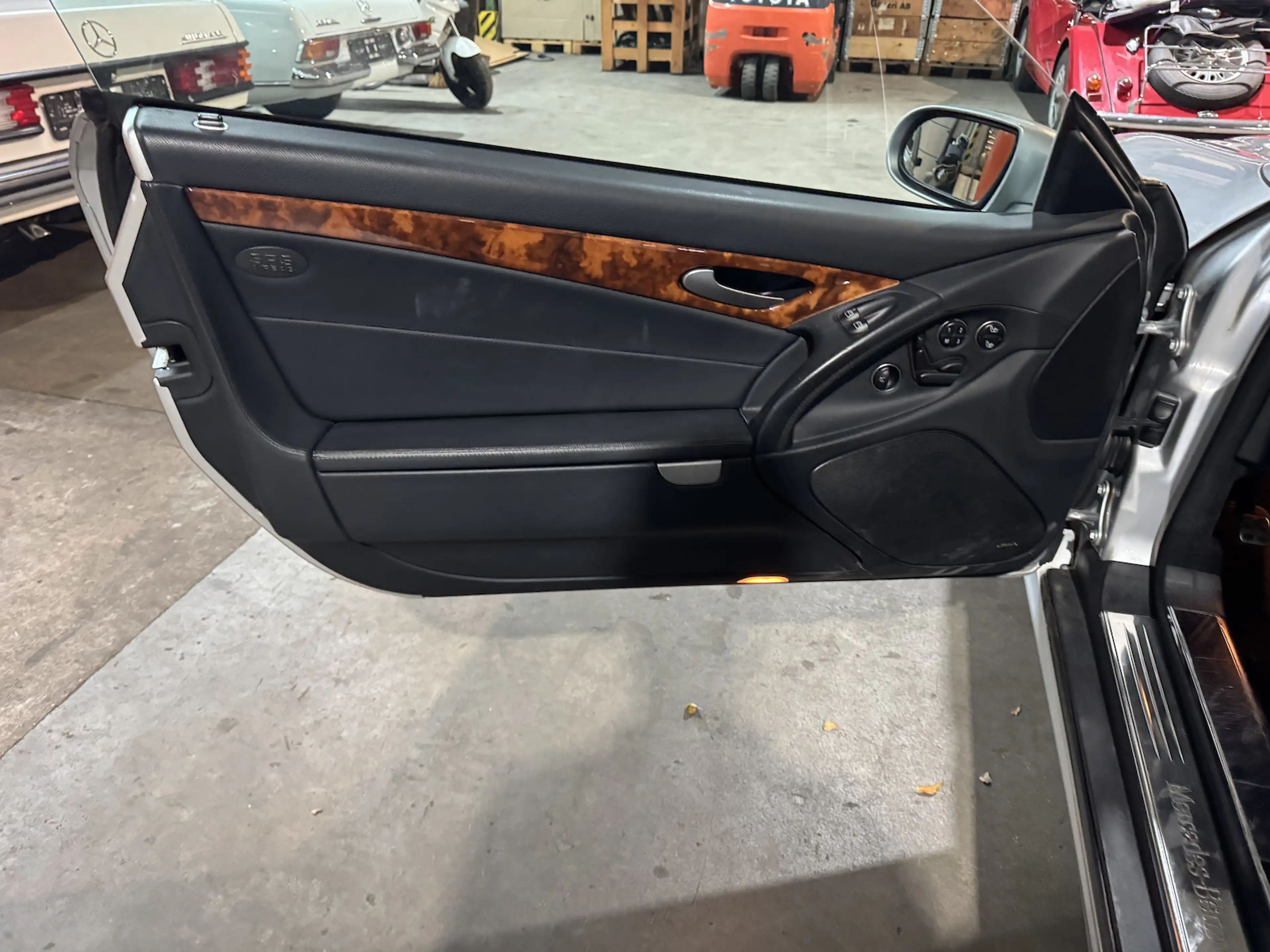 Mercedes-Benz SL 350 R230 19 Zoll AMG — photo 13