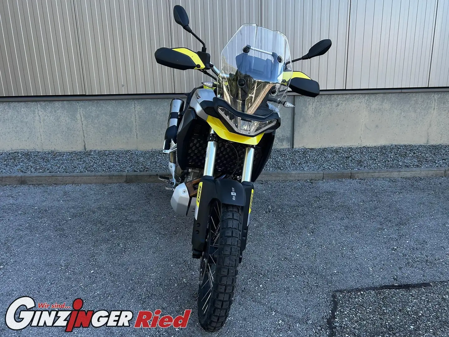 Aprilia Tuareg Vorführfahrzeug Jaune - 2