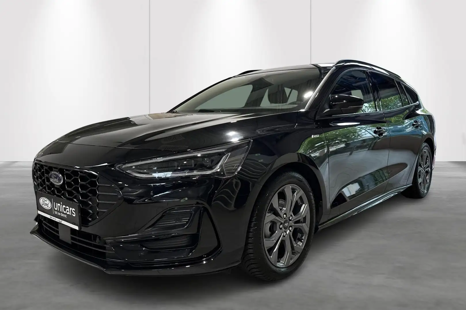 Ford Focus Clipper 1.0 EcoBoost Hybrid ST Line Schwarz - 1
