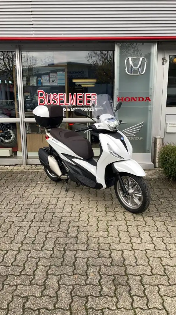 Piaggio Beverly 400 Topcase Blanco - 1