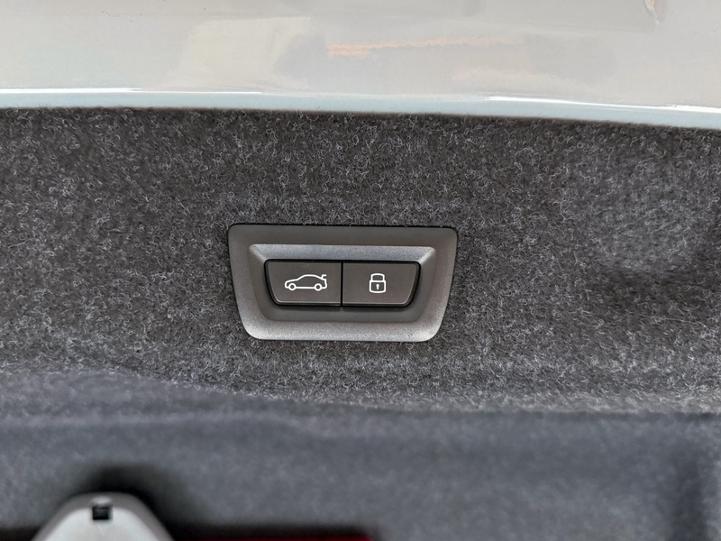 BMW 520 5-serie 520i M-Performance|Panorama|360|HeadUp|NL — photo 16