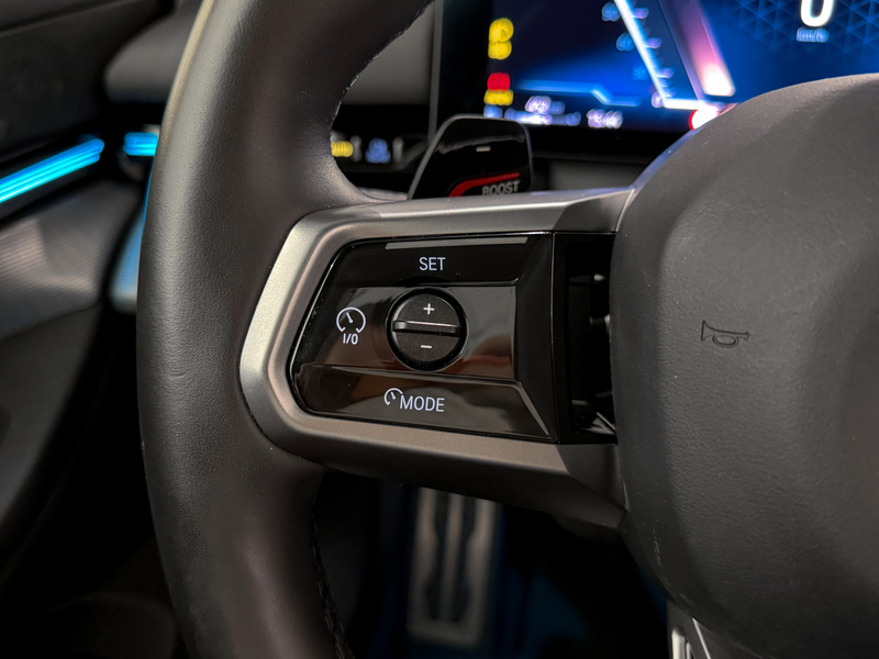 BMW 520 5-serie 520i M-Performance|Panorama|360|HeadUp|NL — photo 38