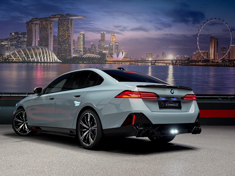 BMW 520 5-serie 520i M-Performance|Panorama|360|HeadUp|NL — photo 5