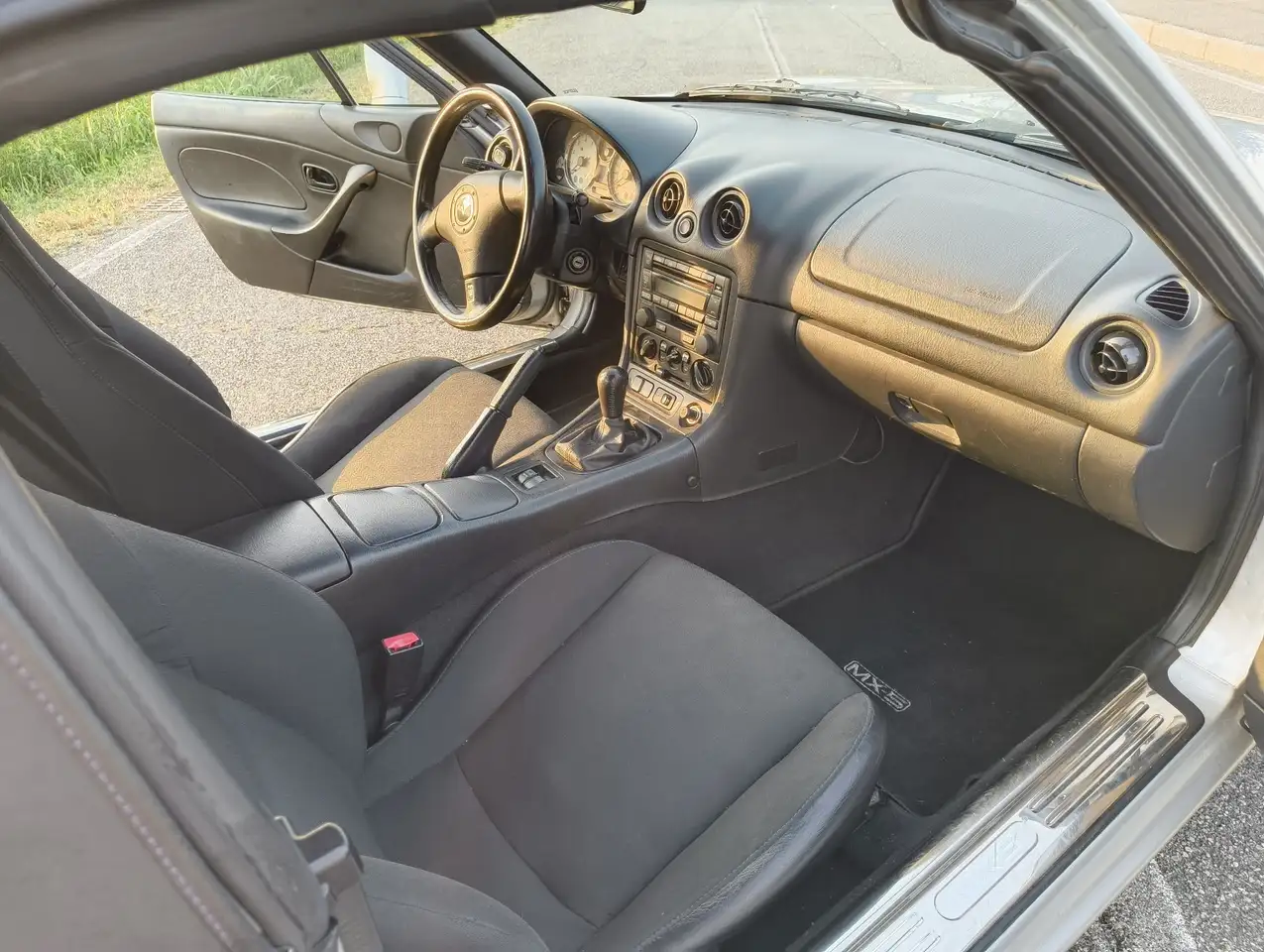 Mazda MX-5 1.6 High, foto 11