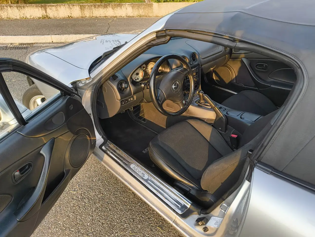 Mazda MX-5 1.6 High, foto 10