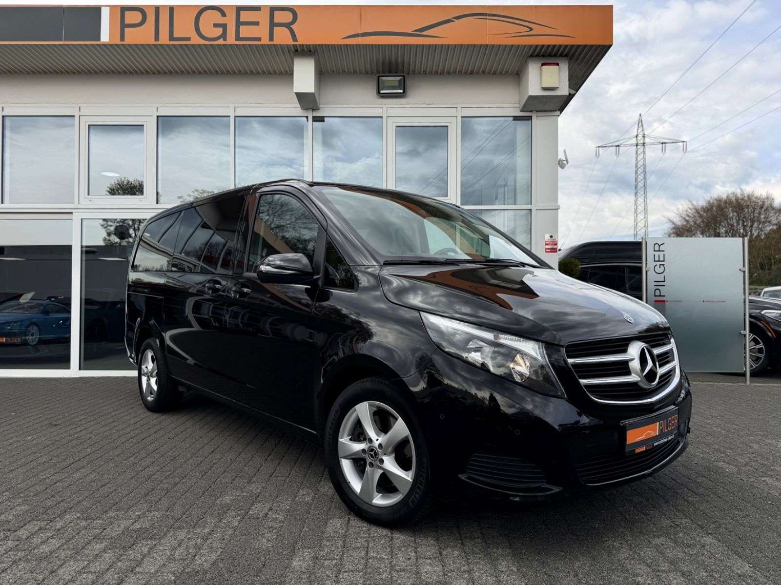 Second hand Mercedes Benz V-Class 