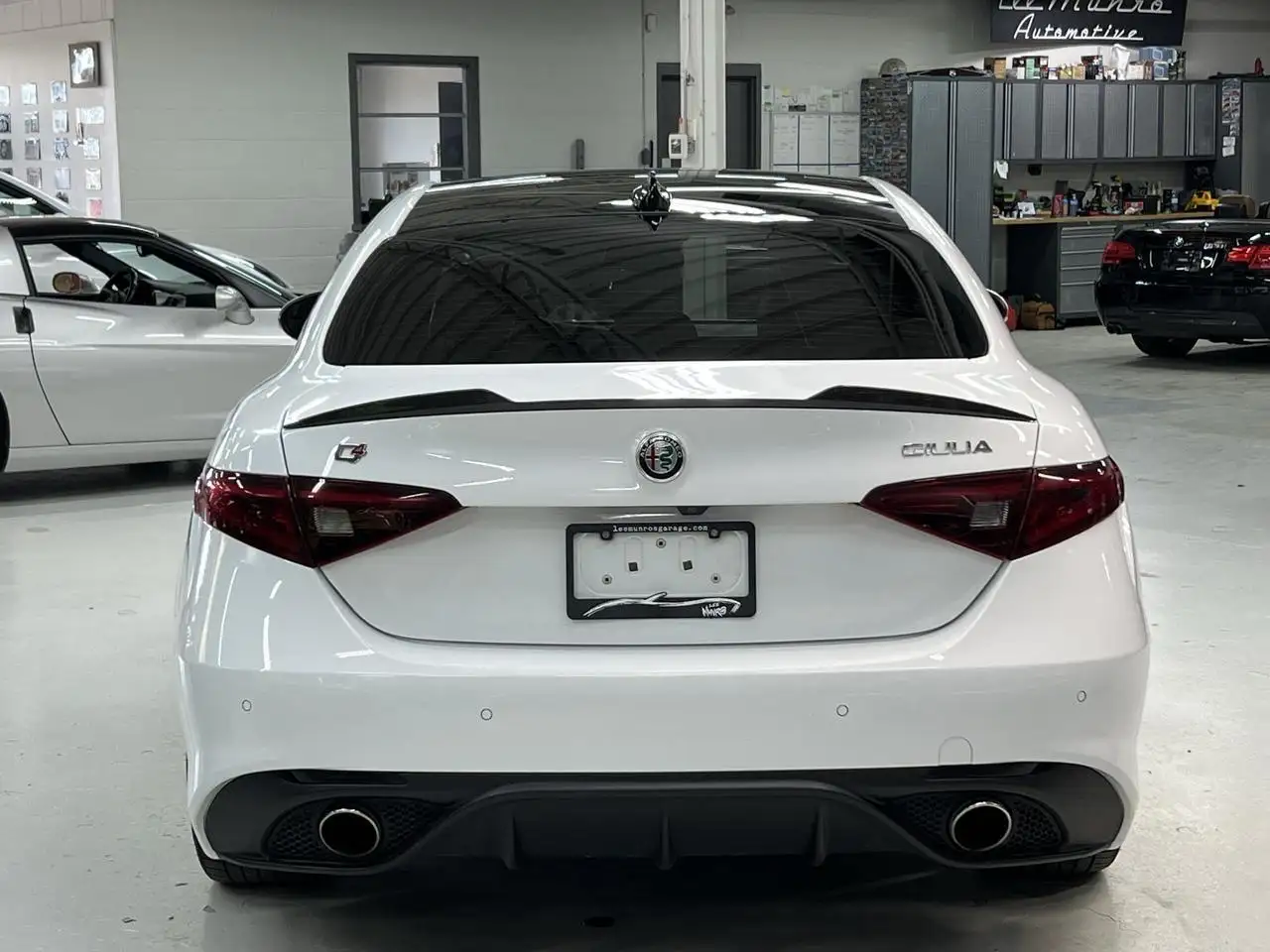 Alfa Romeo Giulia снимка Alfa Romeo Giulia