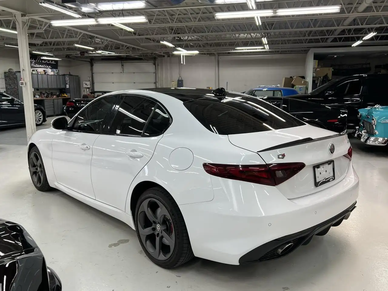 Alfa Romeo Giulia снимка Alfa Romeo Giulia