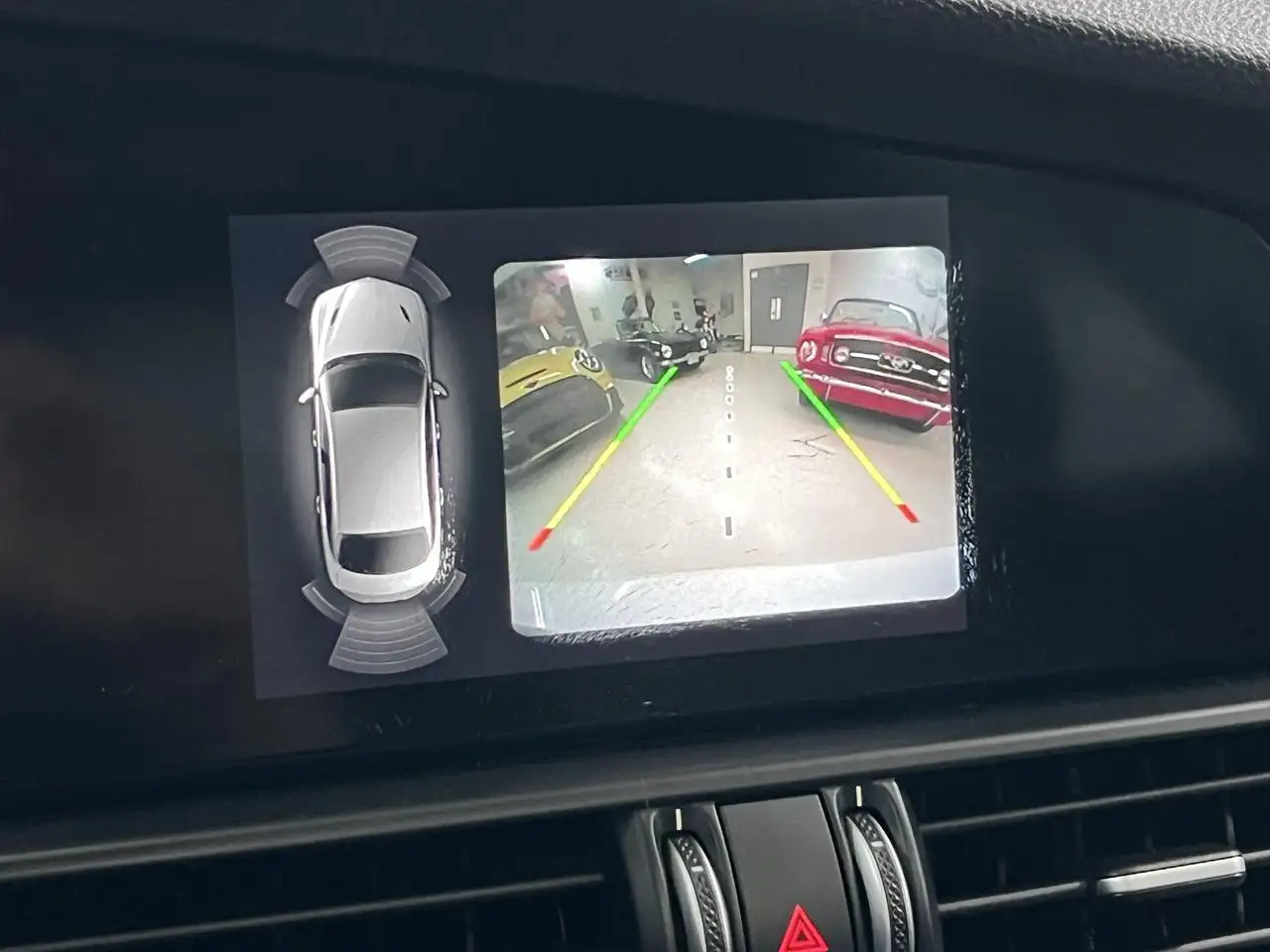 Alfa Romeo Giulia снимка Alfa Romeo Giulia