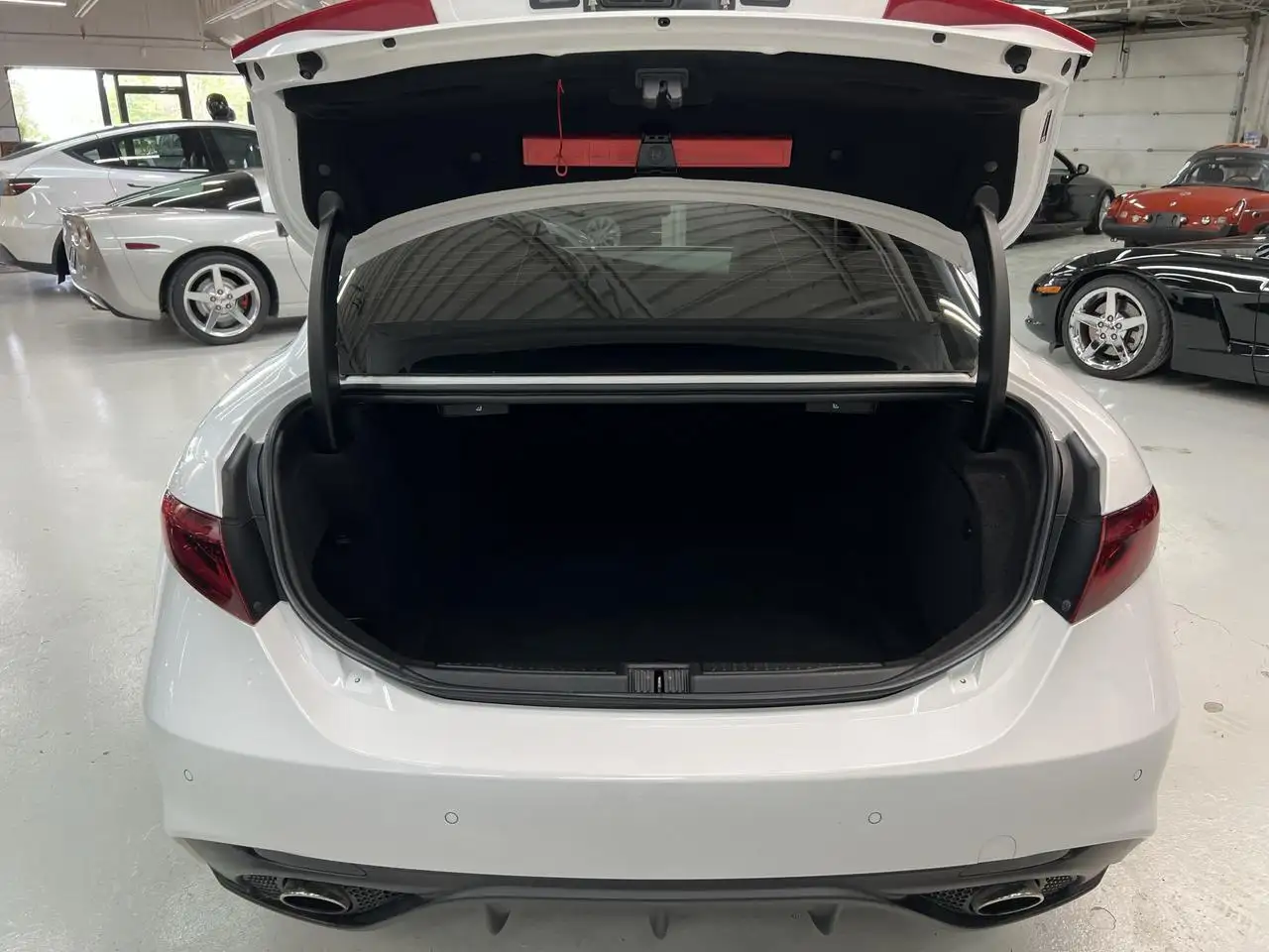 Alfa Romeo Giulia снимка Alfa Romeo Giulia