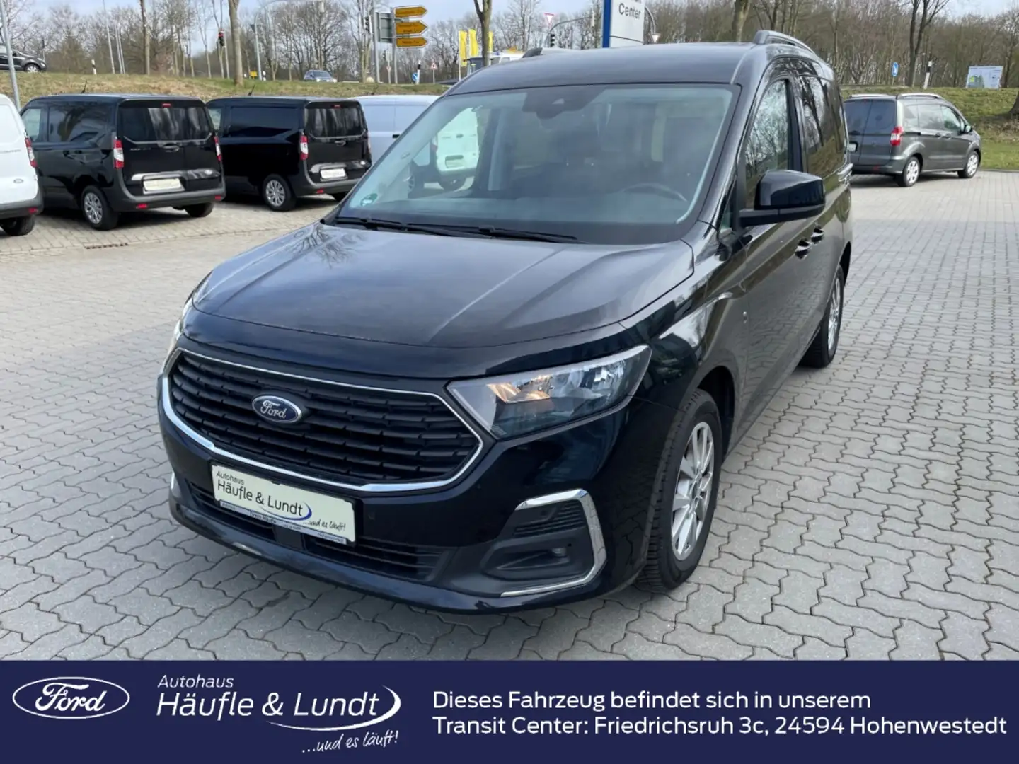 Ford Tourneo Connect Titanium L1 1.5 EcoBoost -Rollstuhlumbau- Schwarz - 1