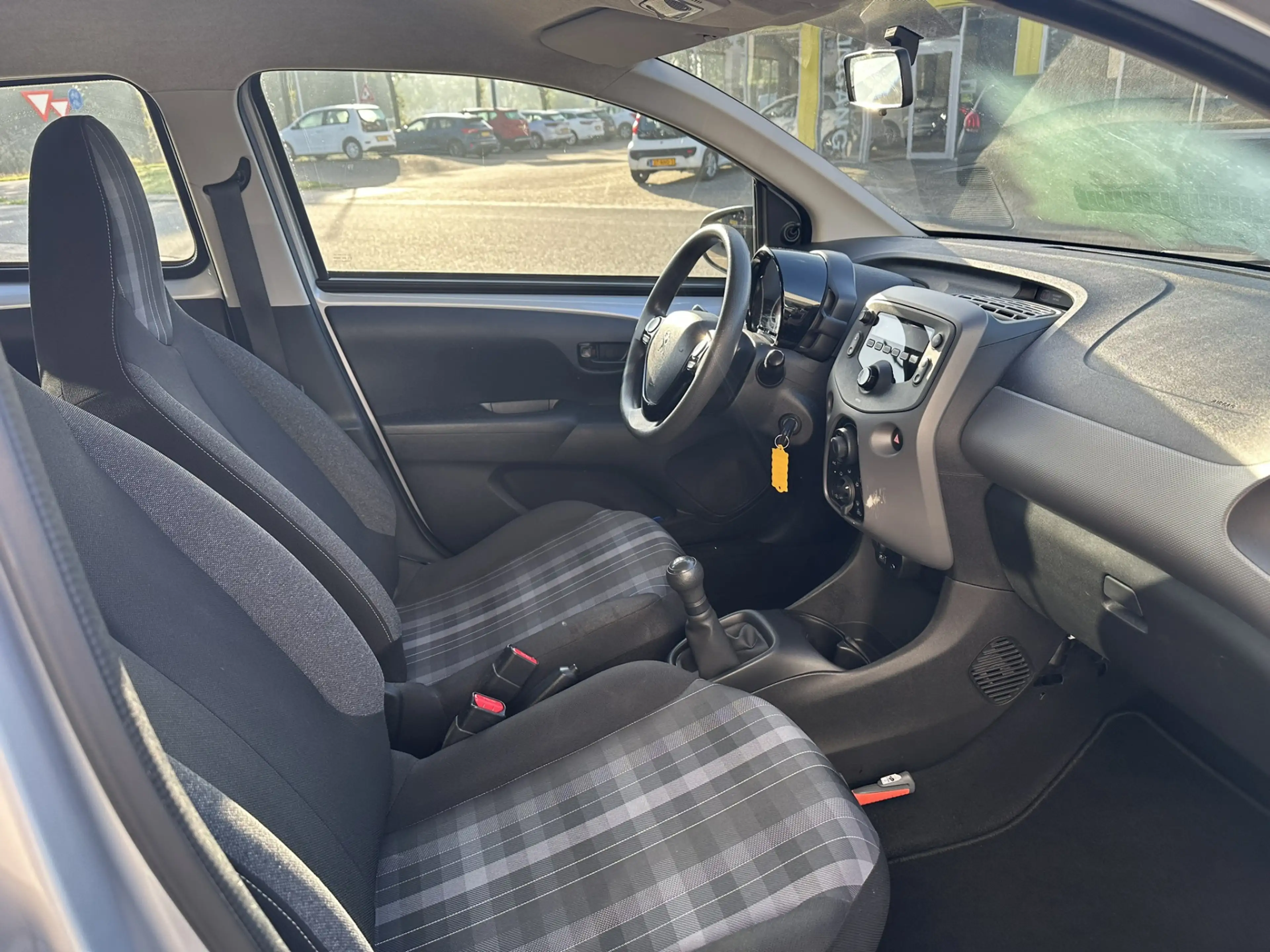 Peugeot 108 1.0 e-VTi Active | Airco | Bluetooth | Elektr. pak — photo 25