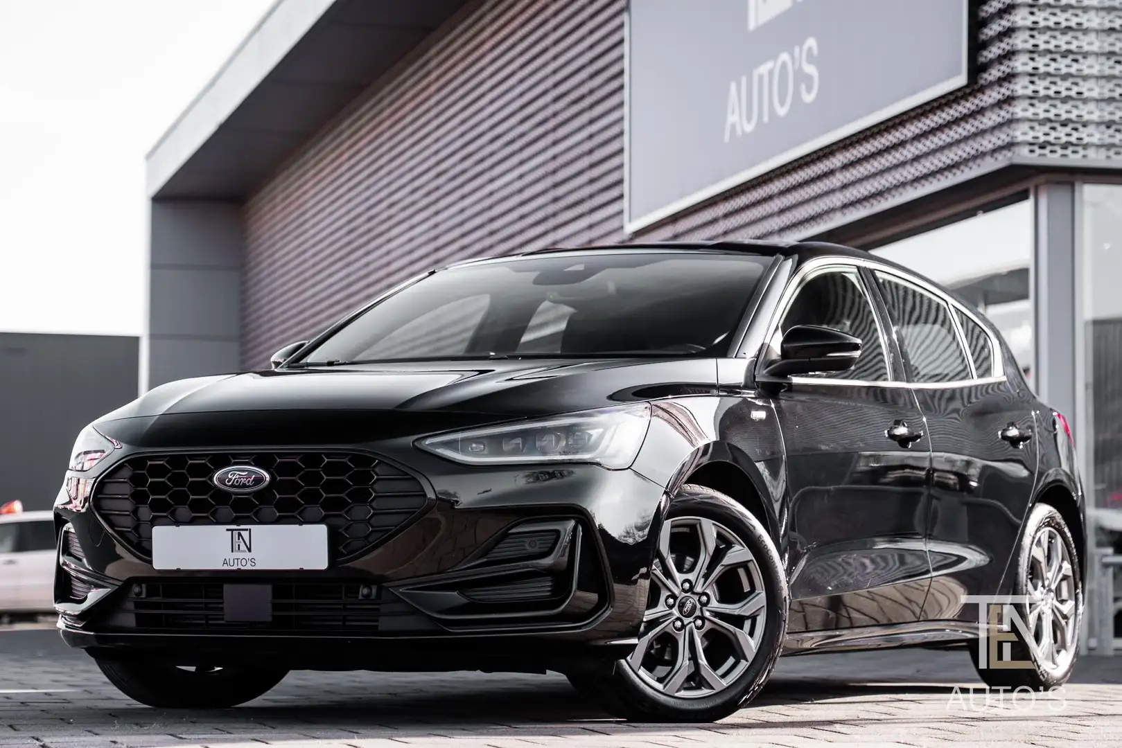 Ford Focus 1.0 EcoBoost Hybrid ST Line 155pk Automaat | Drive Zwart - 2