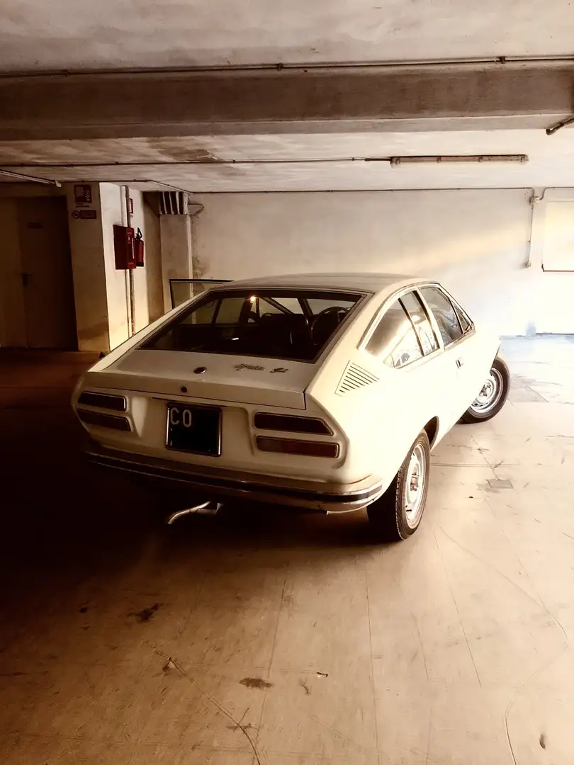 Alfa Romeo Alfetta Alfetta Gt 1.8 1974 Biały - 1
