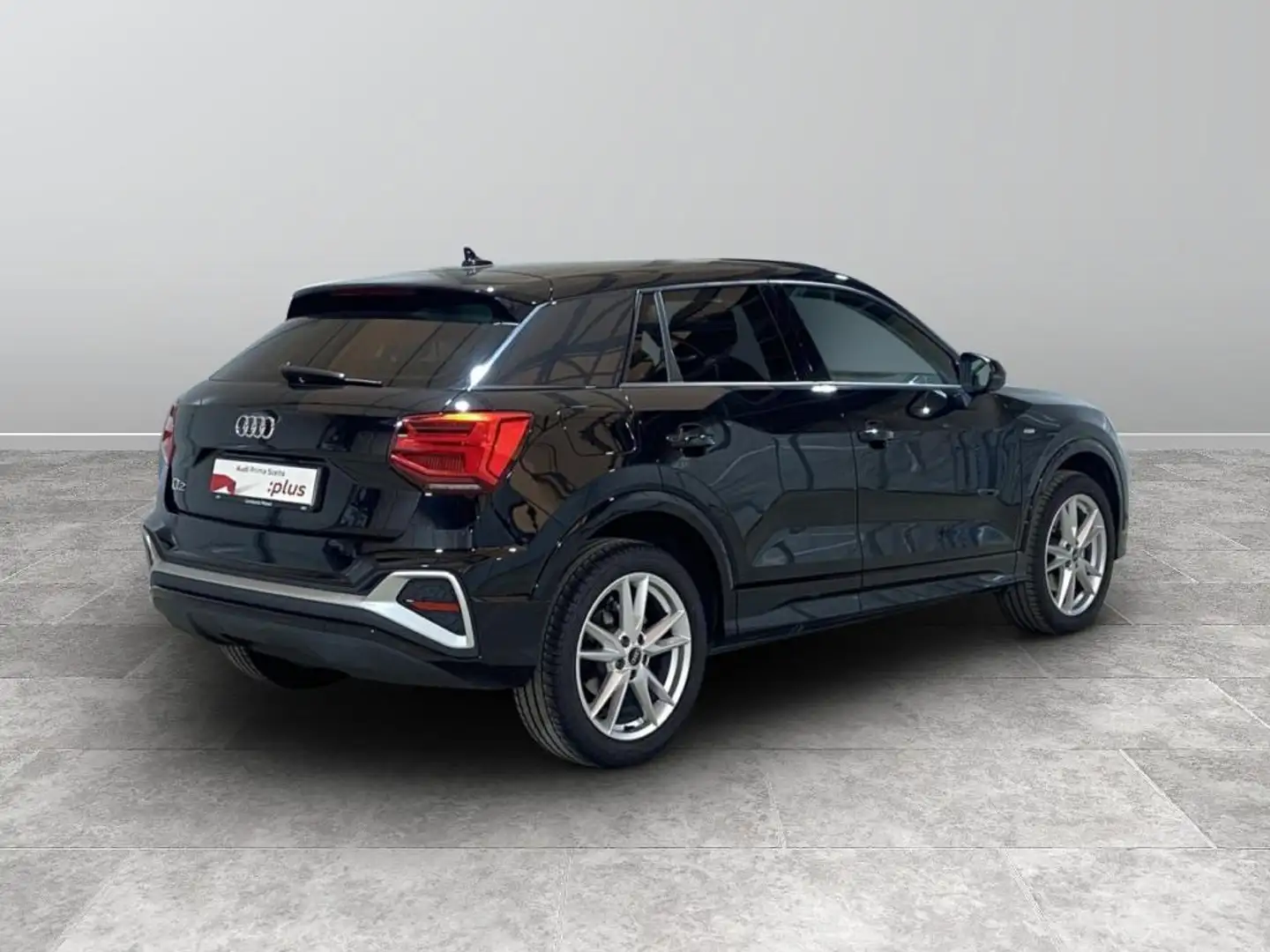 Audi Q2 35 2.0 tdi S line Edition s-tronic Nero - 2