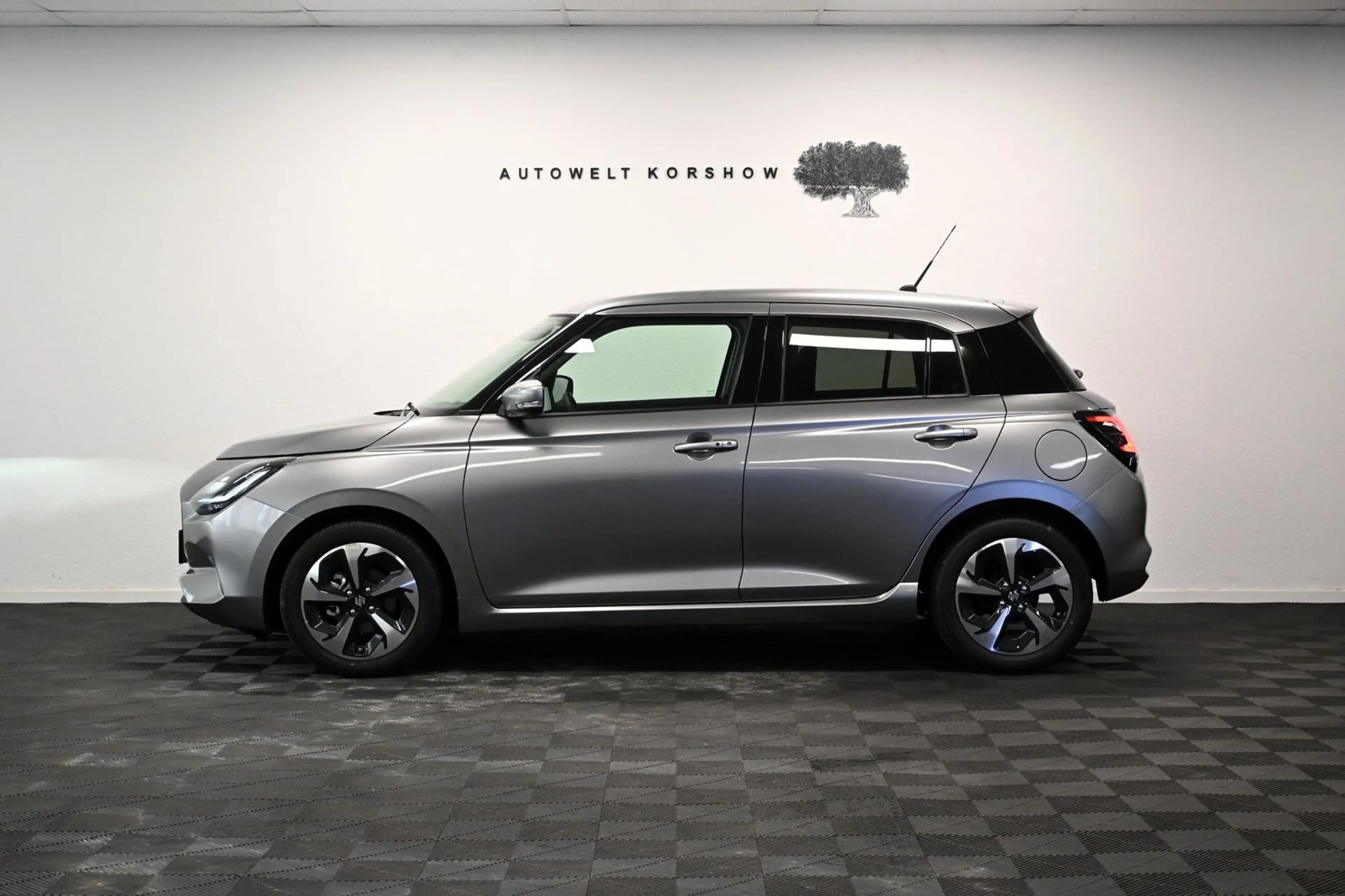 Suzuki Swift 1.2 Dualjet Hybrid *KAMERA*ACC*LED*KESSY — photo 7
