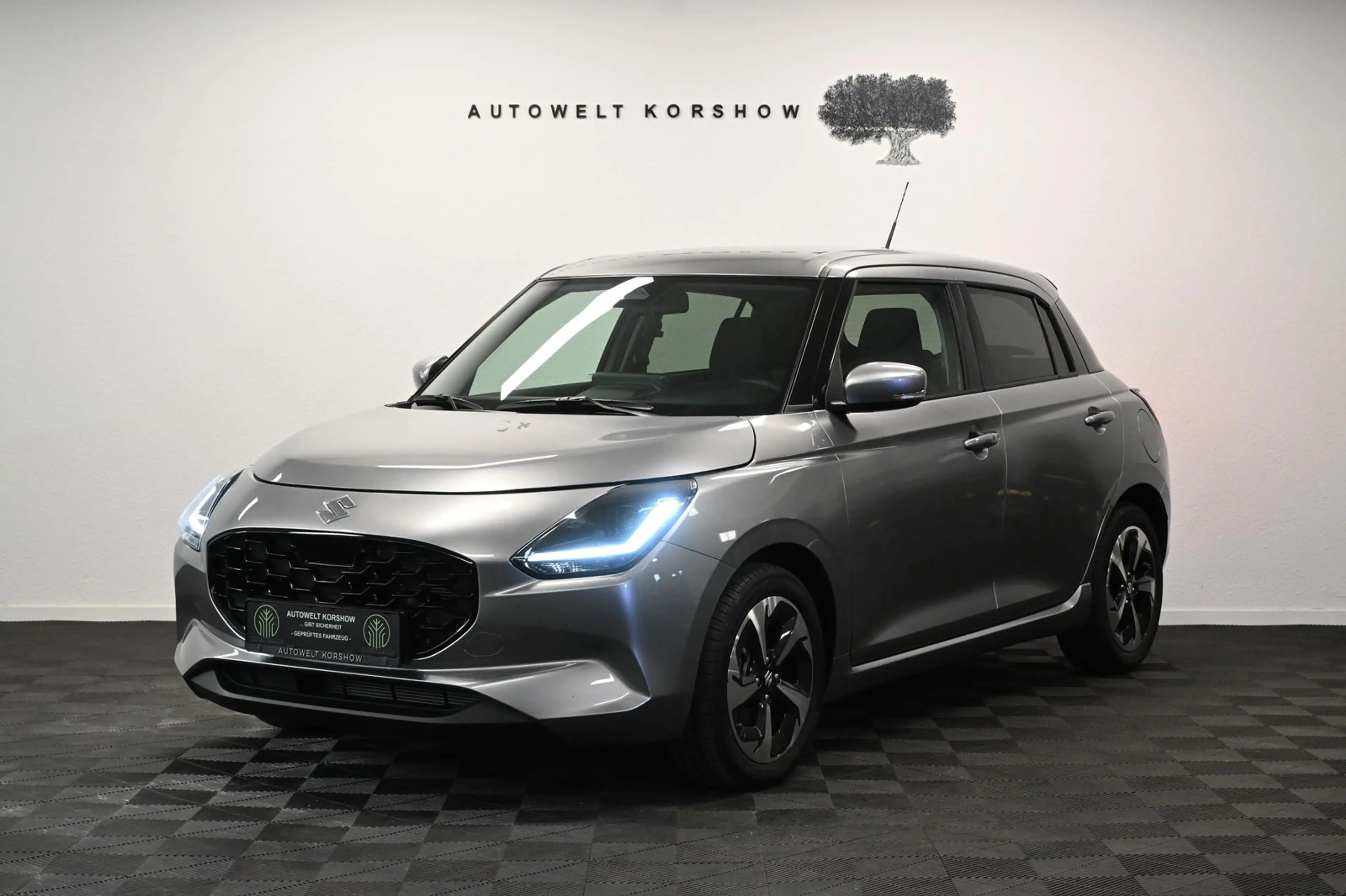 Suzuki Swift 1.2 Dualjet Hybrid *KAMERA*ACC*LED*KESSY — photo 3