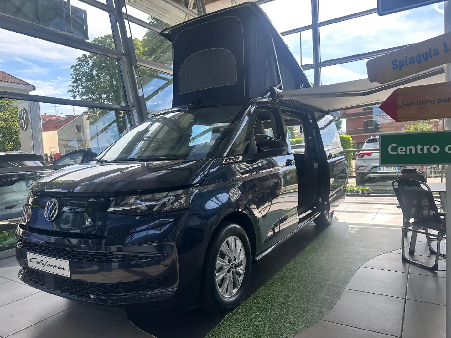 Volkswagen T5 California Beach Camper  2.0 TDI 110kW  ant. DSG Modrá - 1