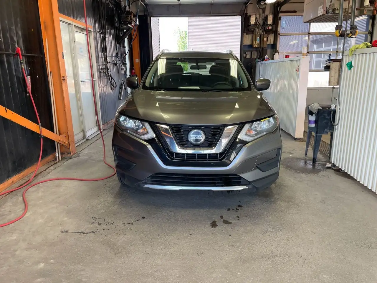 Nissan Rogue снимка Nissan Rogue