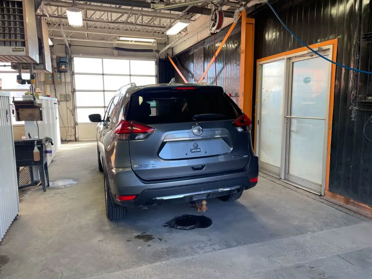 Nissan Rogue снимка Nissan Rogue