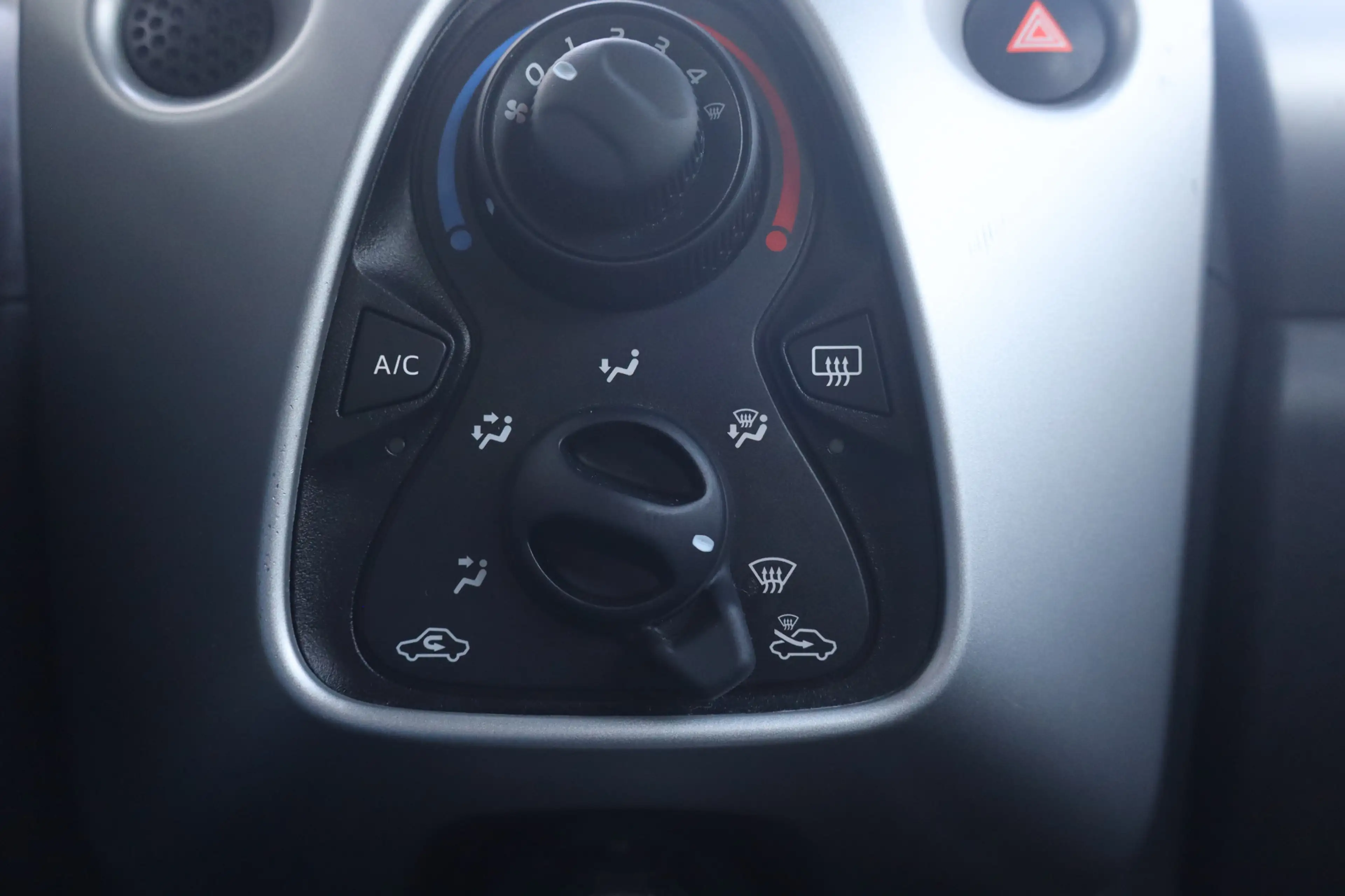 Toyota Aygo 1.0 VVT-i x-play - NL Auto!! Camera I Cruise I Air — photo 17