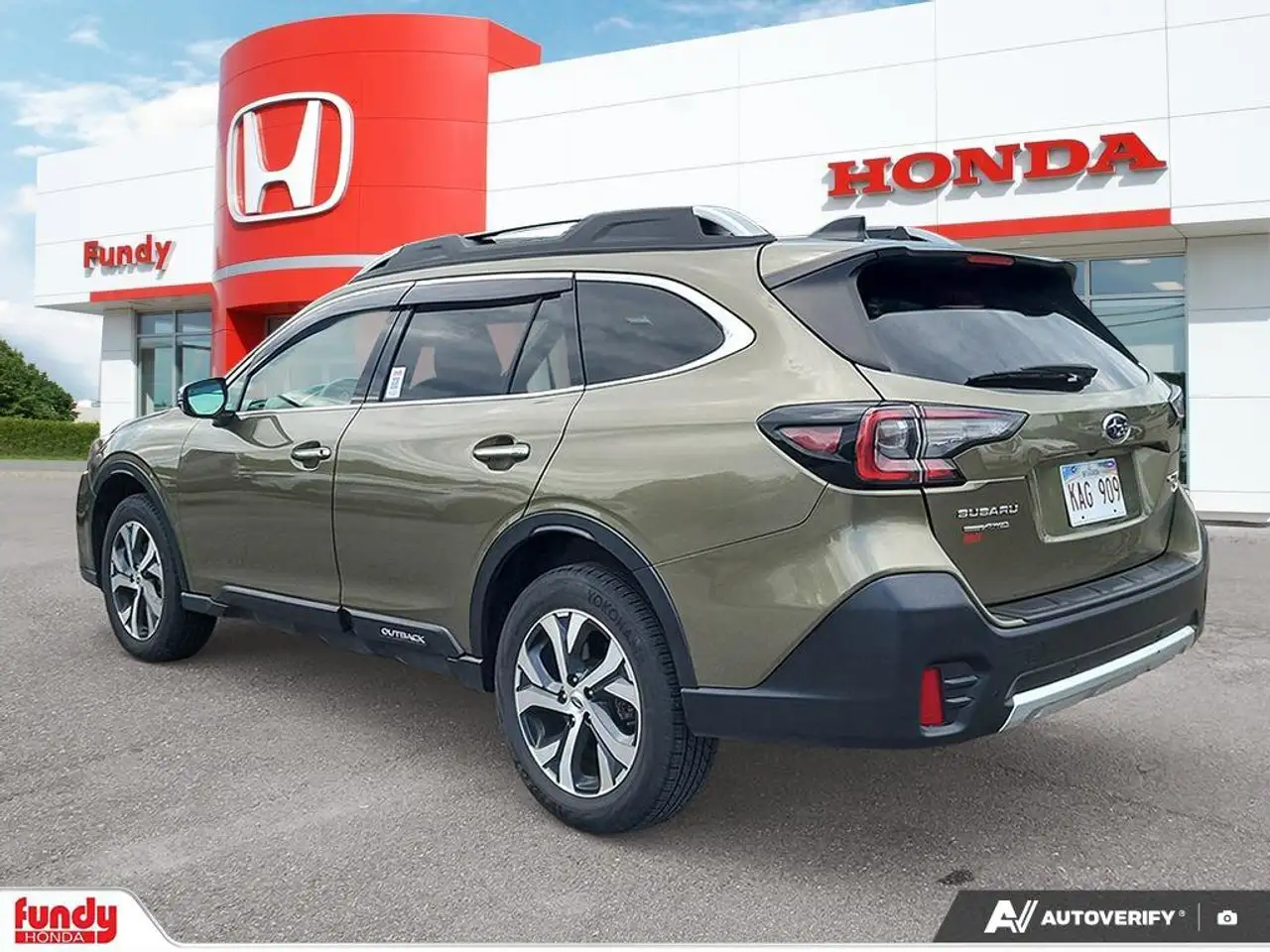 Subaru OUTBACK photo Subaru OUTBACK