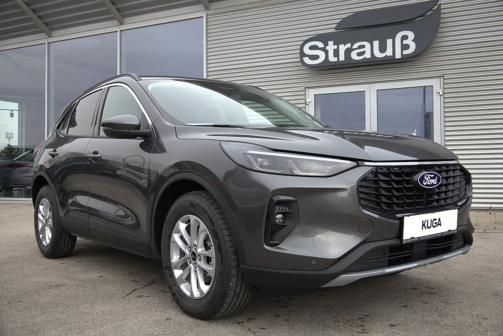 Ford Kuga 1,5 EcoBoost Titanium Grau - 1