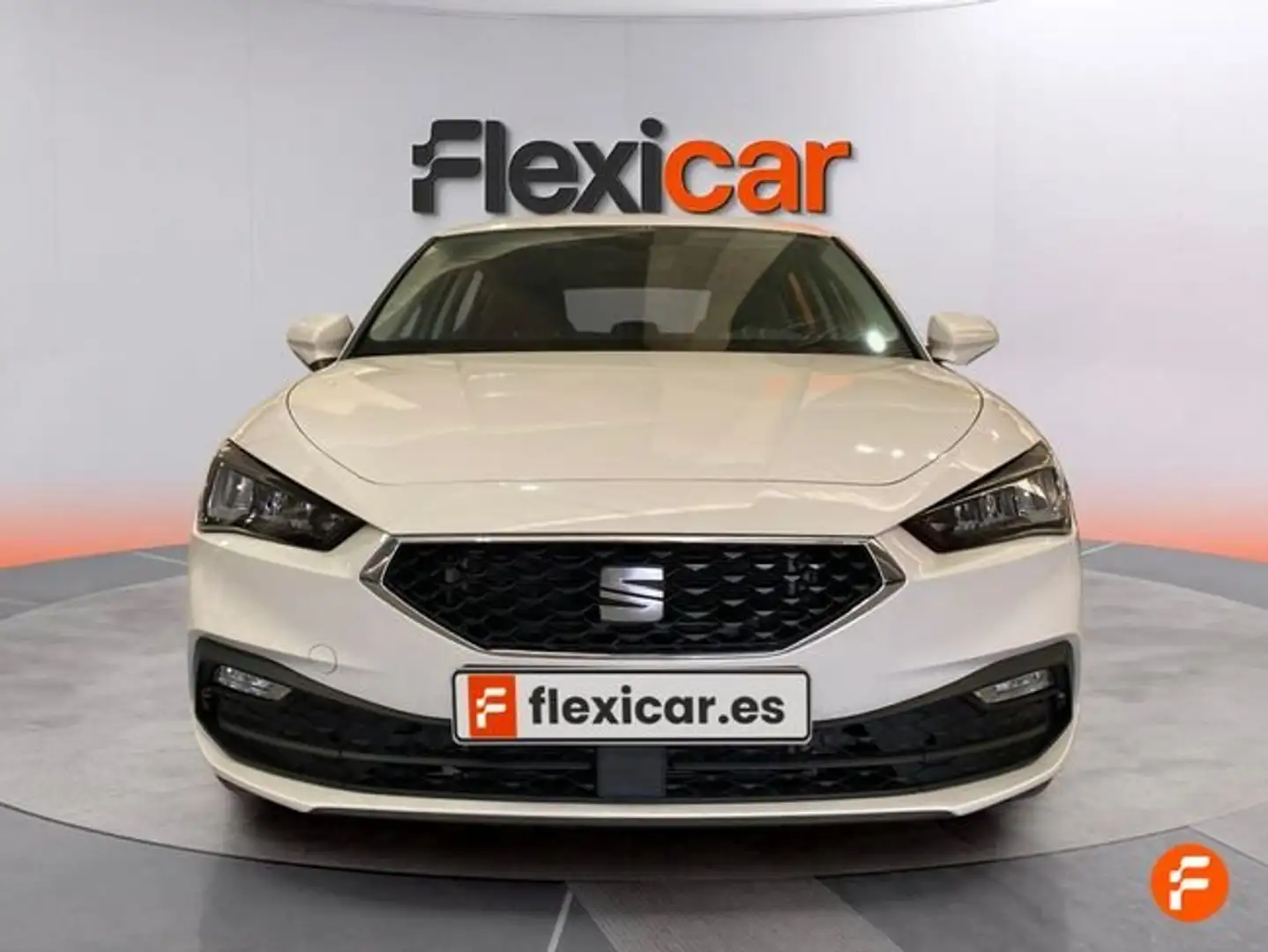SEAT Leon 1.0 eTSI 81kW DSG-7 S&S Style XM Blanco - 2