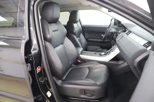 Land Rover Range Rover Evoque view 10