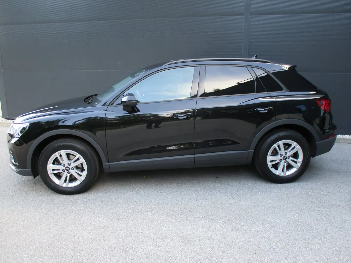 Audi Q3 35 TDI quattro intense Negro - 2