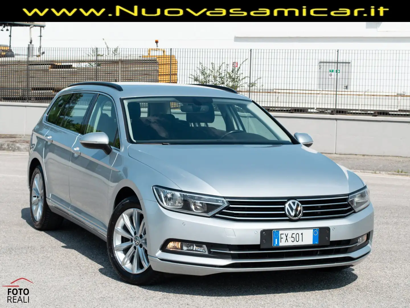 Volkswagen Passat Variant 2.0 TDI 150 CV BUSINESSLINE NAVI Argento - 1