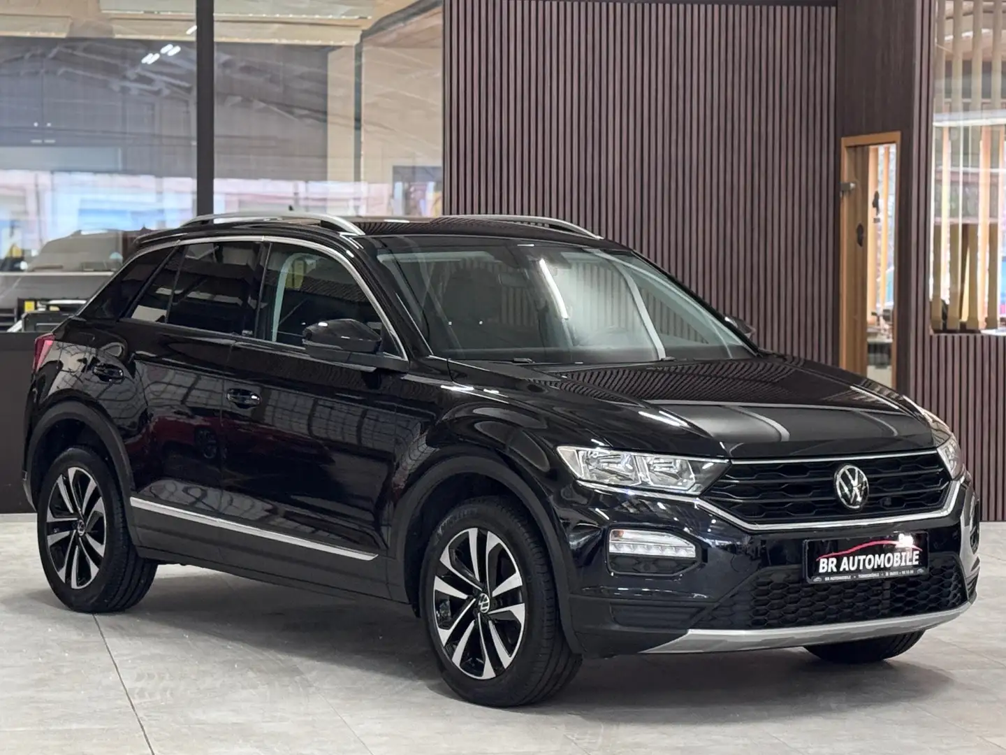 Volkswagen T-Roc United Schwarz - 2