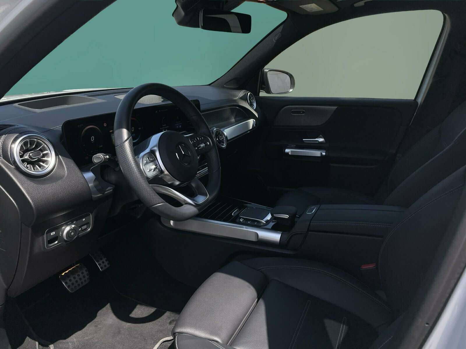 Mercedes-Benz EQB