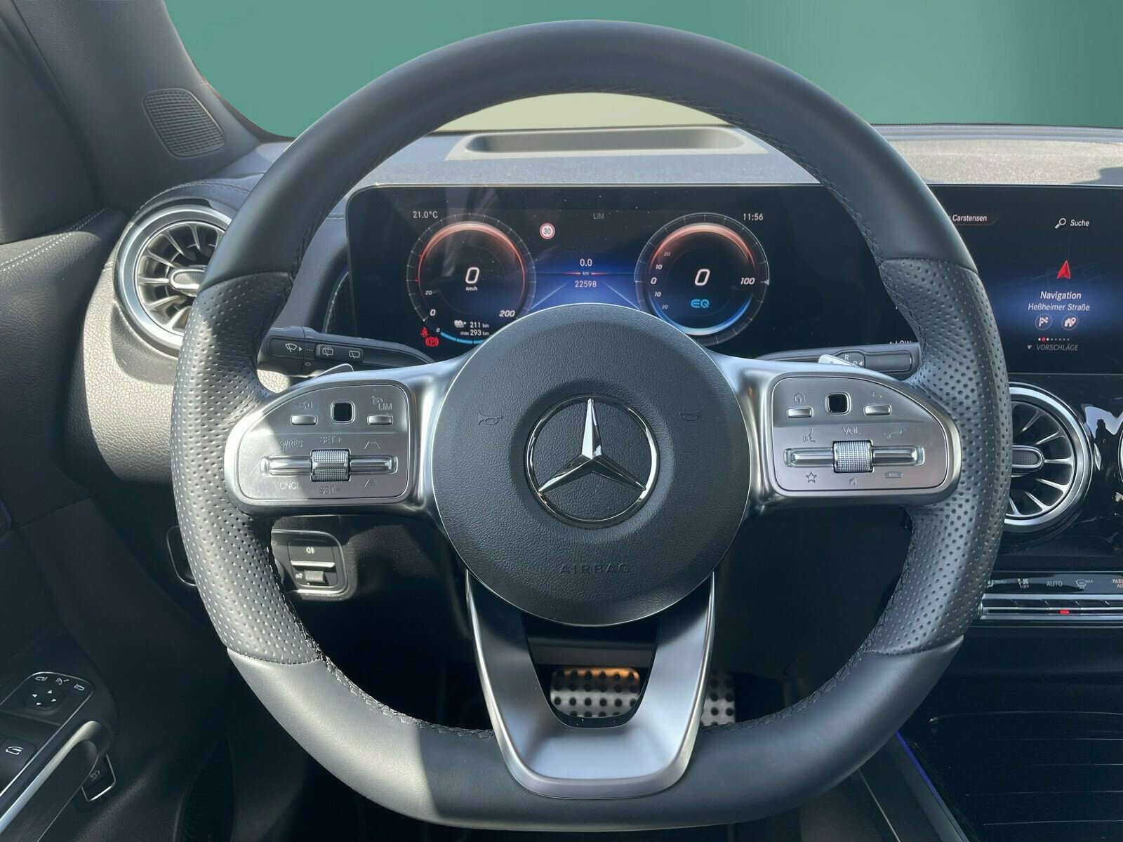 Mercedes-Benz EQB