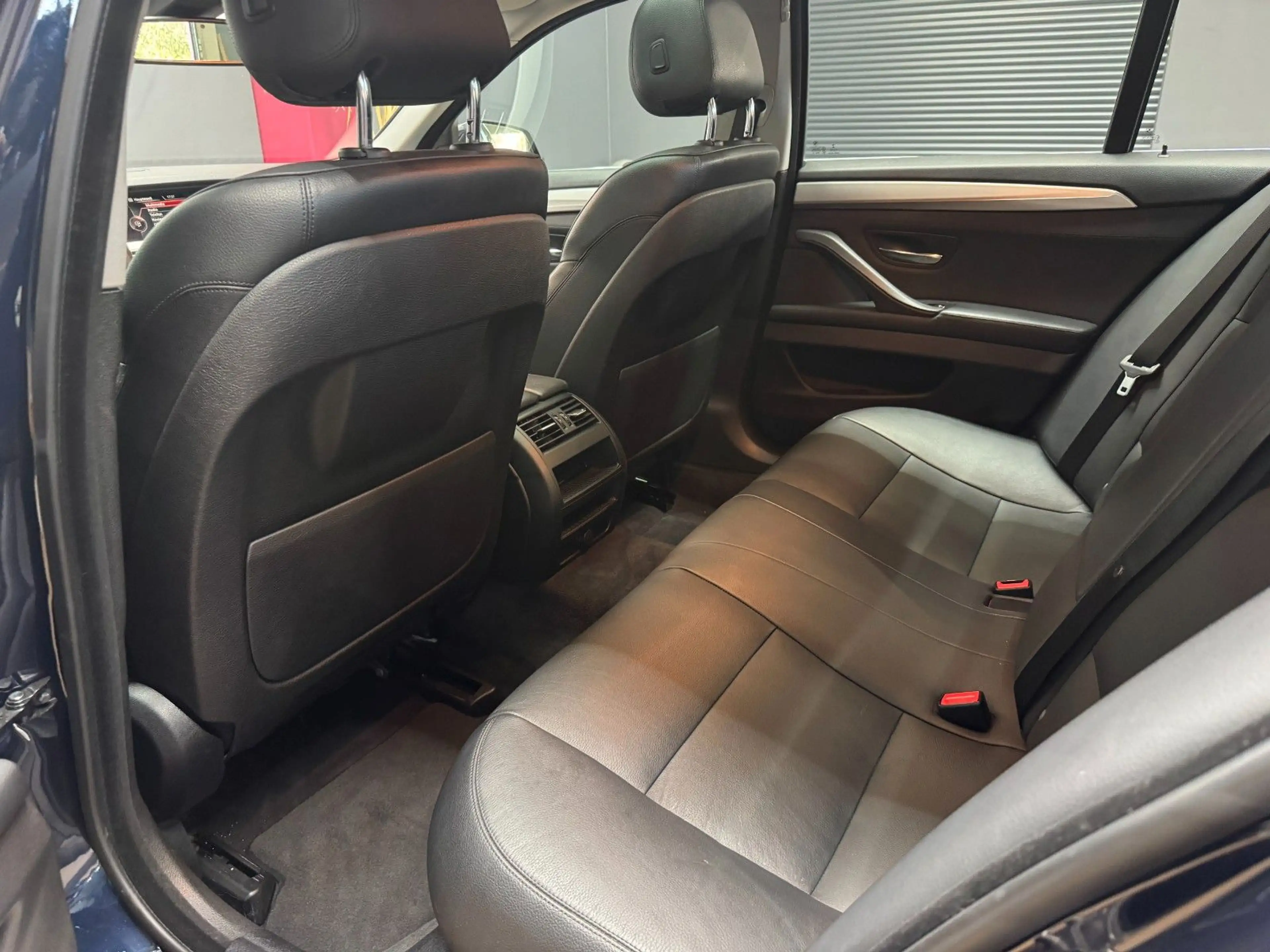 BMW 530 dxDrive/Sport-Aut./NaviProf/HuD/Leder/SHZ/RFK — photo 8