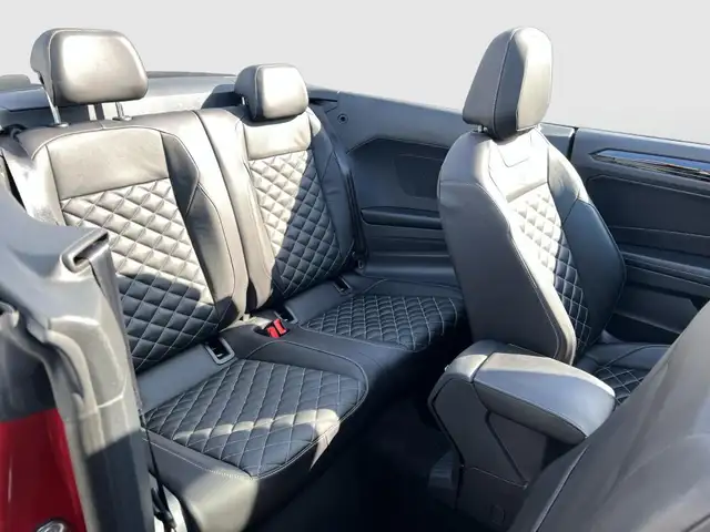 Volkswagen T-Roc view 15