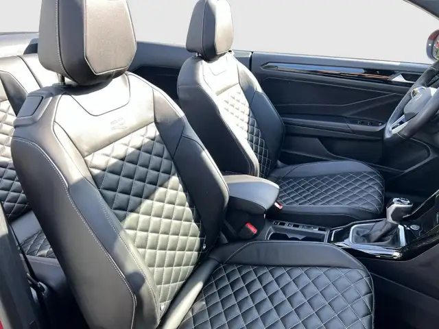 Volkswagen T-Roc view 14