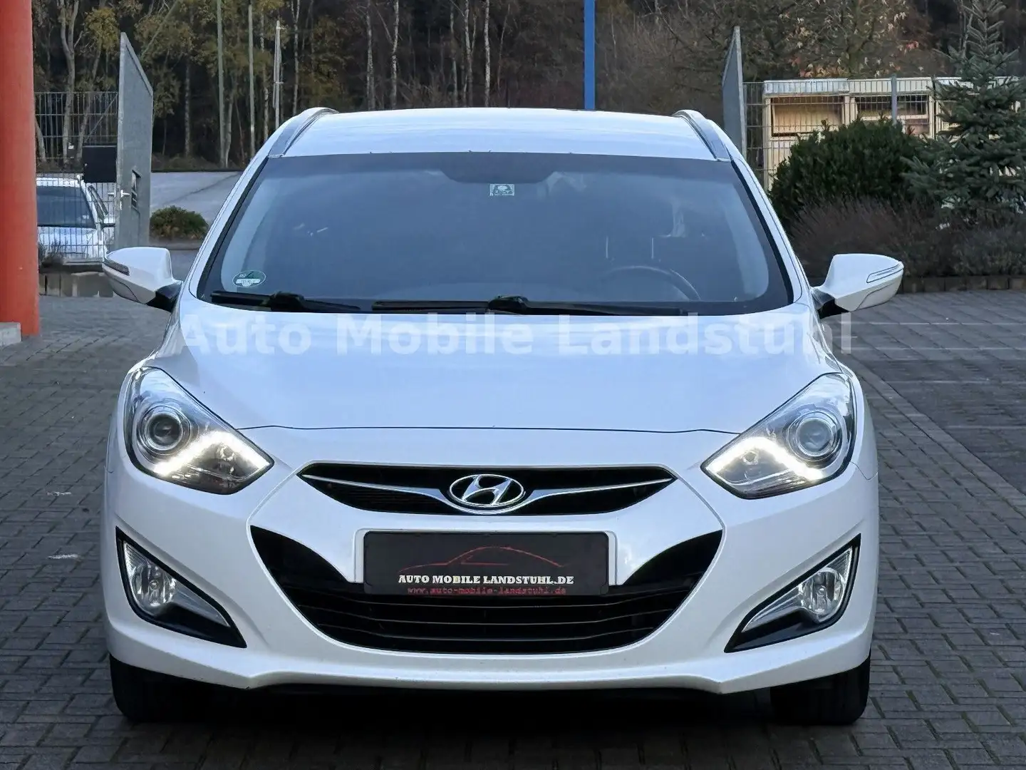 Hyundai i40 -CW*FIFA+WORLD+CUP+EDITION*LED*KLIMA*MFL*ALU* Blanco - 2